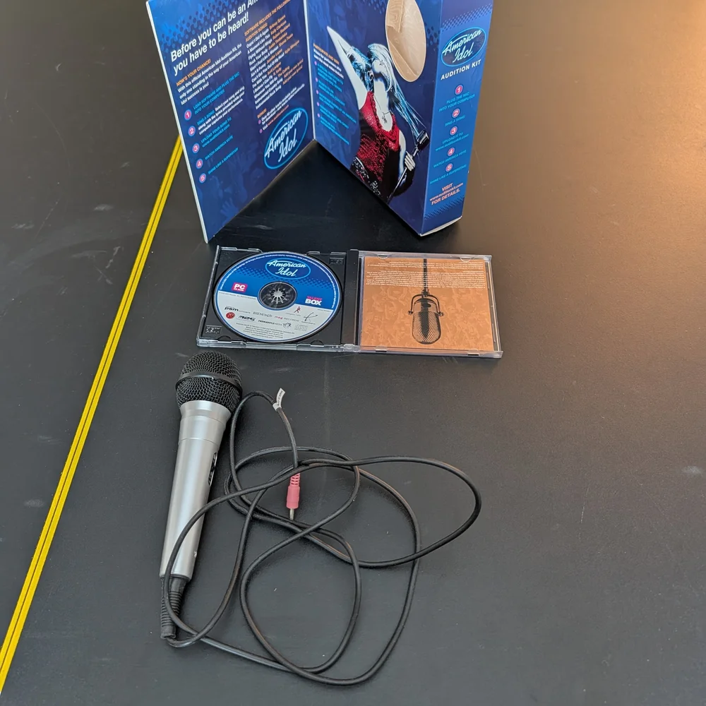 American Idol Audition Kit PC Disc & Microphone Complete
